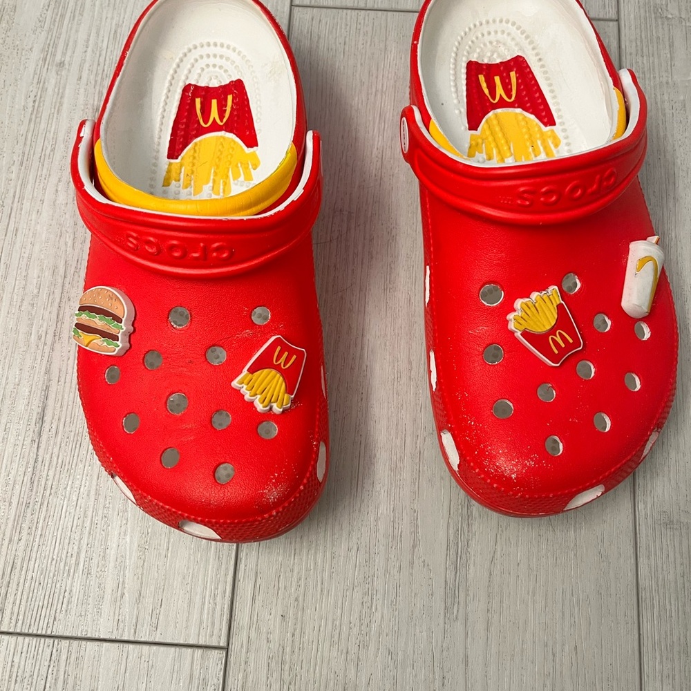 McDonald’s Crocs - Picture 3 of 4